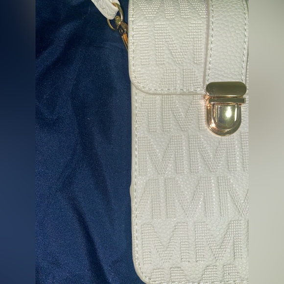 MKF crossbody cellphone case - Picture 4 of 6